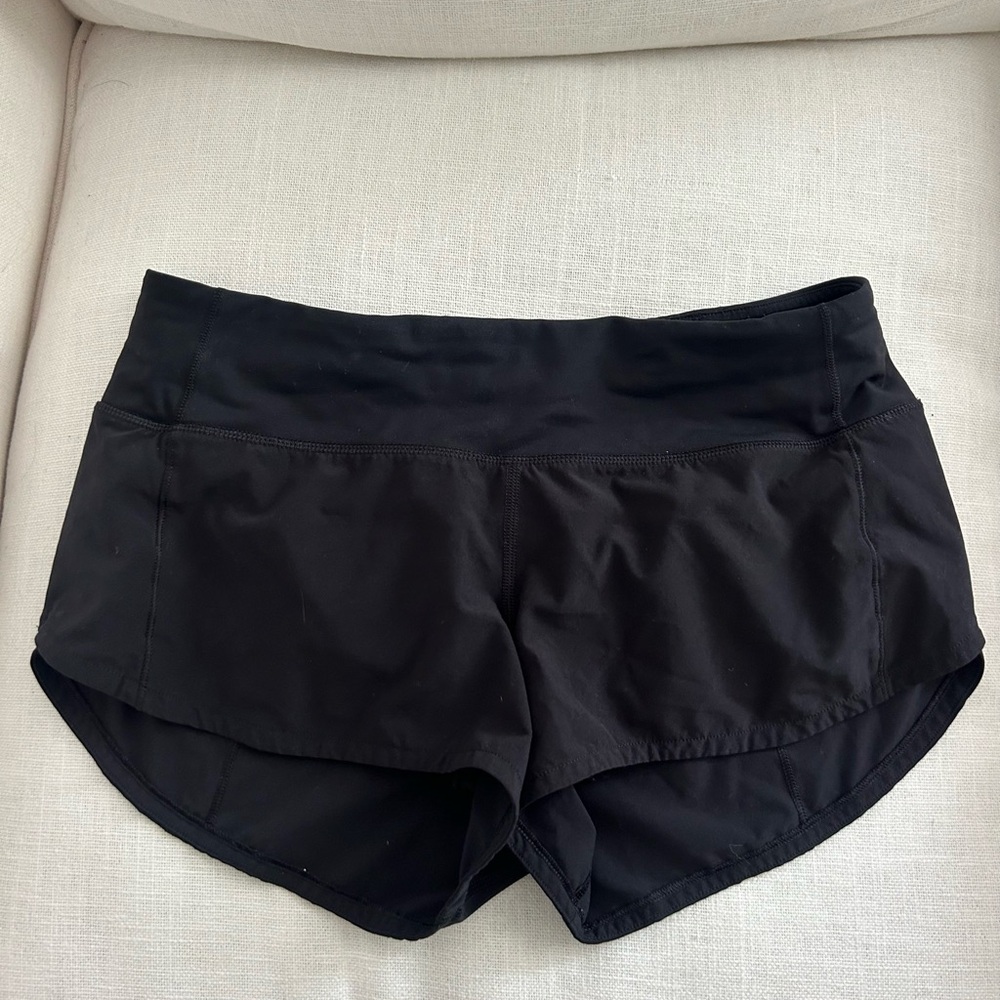 Lululemon black speed up shorts size 4